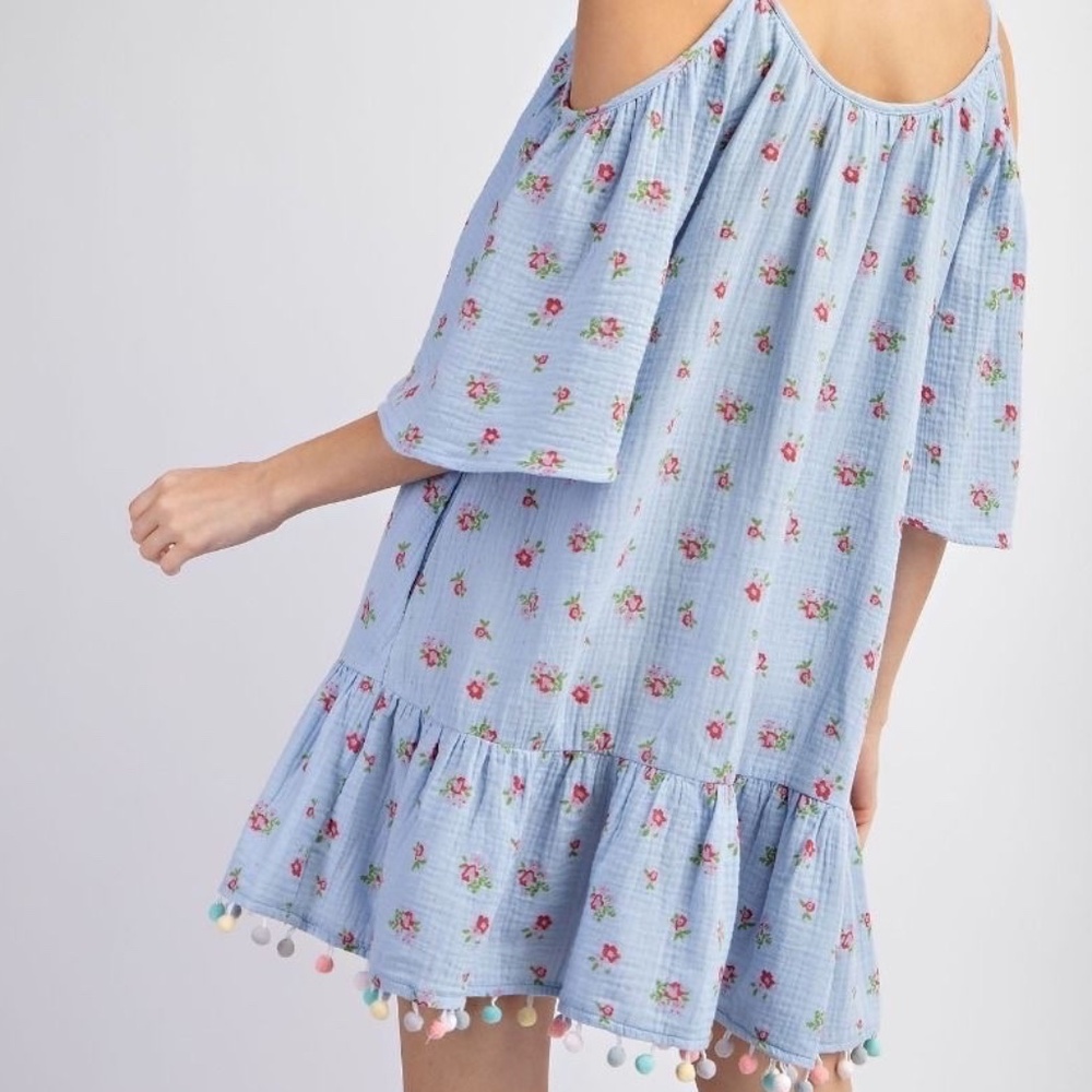 New Easel Cold Shoulder Dress Pom Pom Trim Ruffle Gauze Blue Floral Pockets - Picture 5 of 12